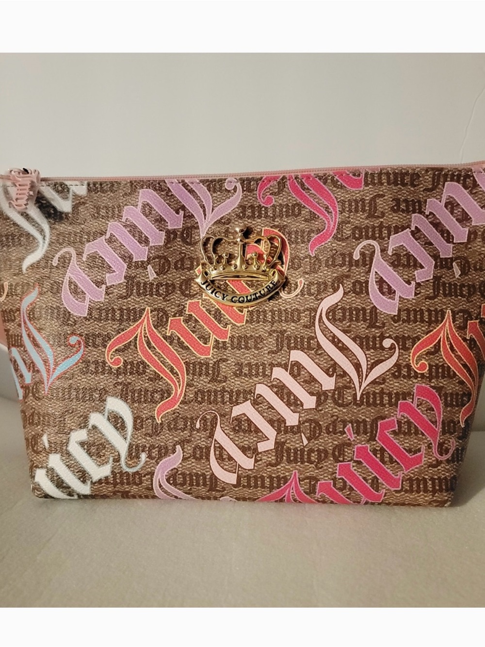 NWT Juicy Couture Pink Script Logo Cosmetic Pouch - Picture 8 of 8